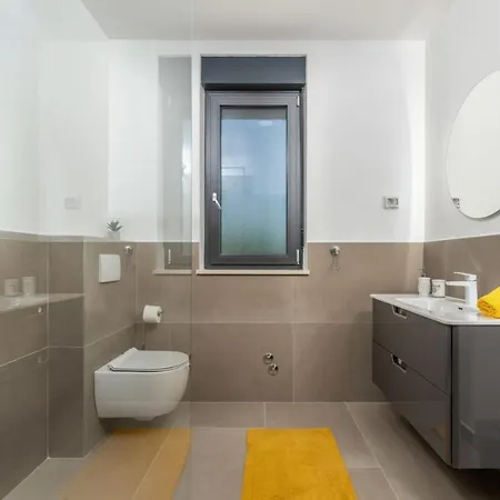 A Lovely Poolside In Ideal For Family